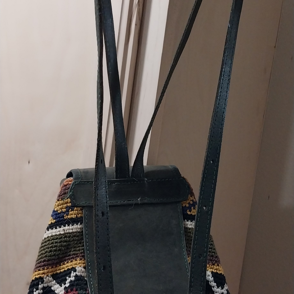 Backpack - Picture 4 of 12
